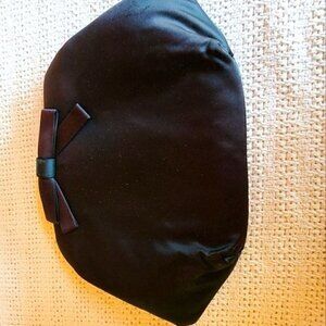 Vintage 1950's Black Taffeta with Gold like Clasp Closure Elegant Bow Clutch Bag